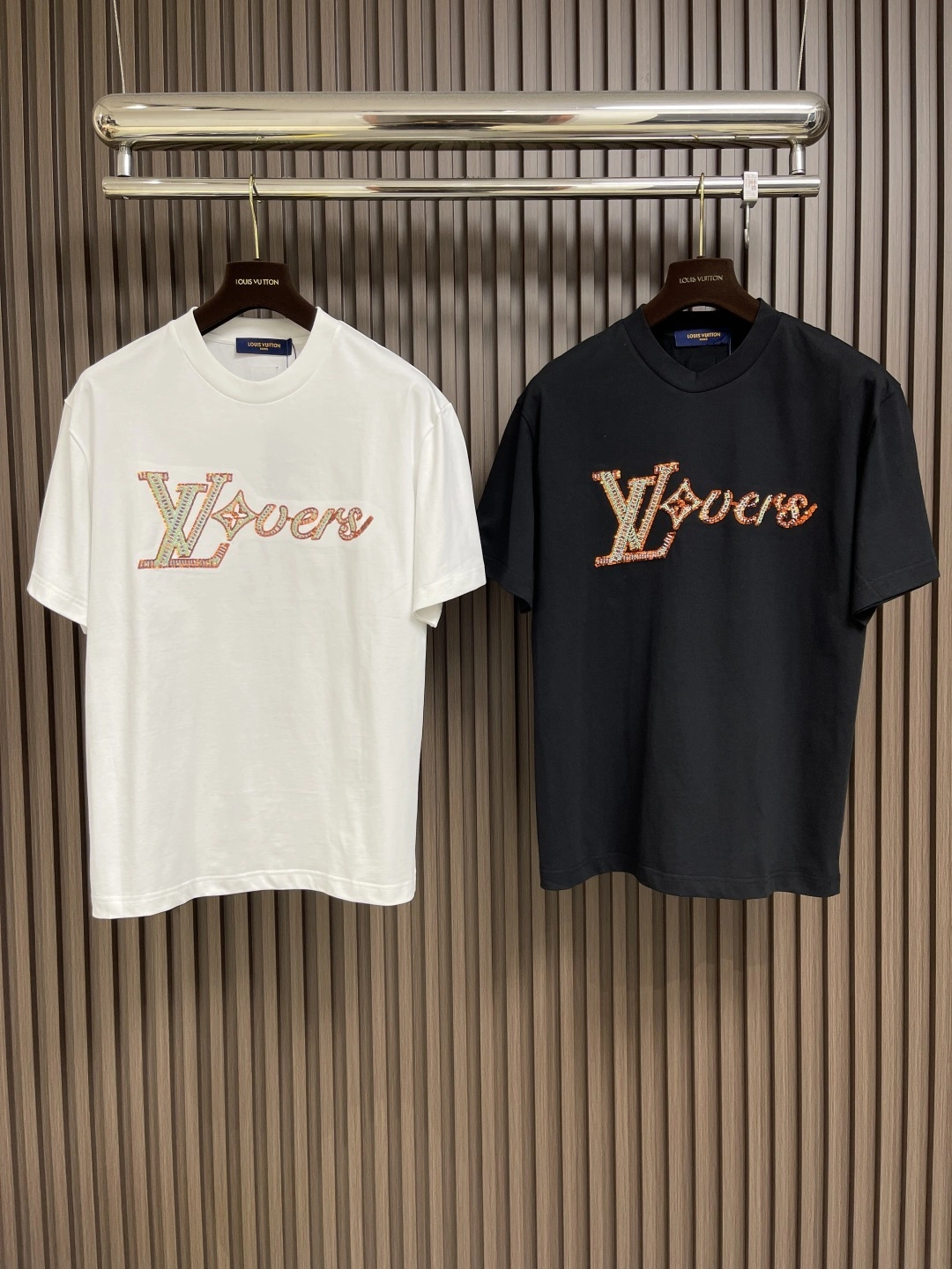 wg.luxury- 8V 2025ss logo 2Colour item:E-F026E1016-2